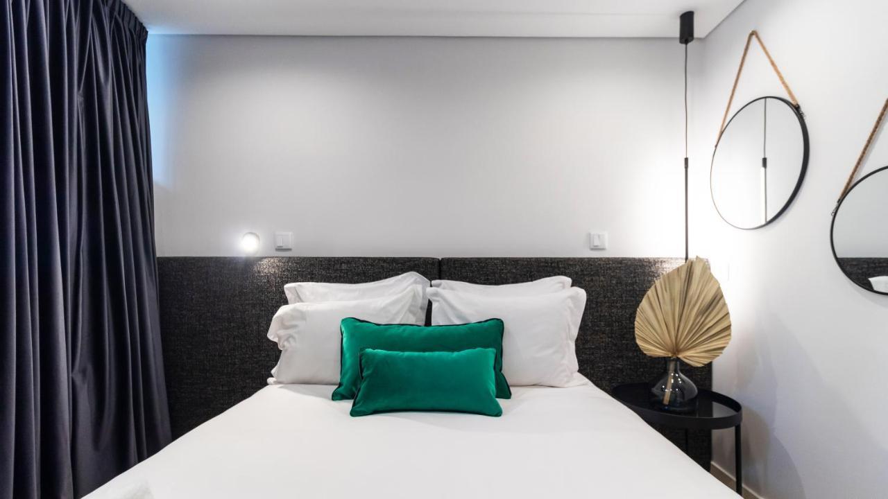 Premium 2Br Flat Near Santa Catarina By Lovelystay Porto Exterior photo